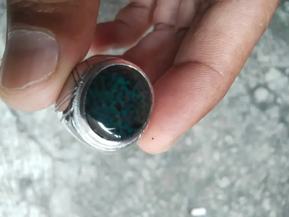 Bacan doko totol kantoran kristal