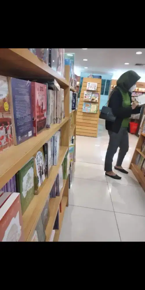 Nyari lowongan kerja