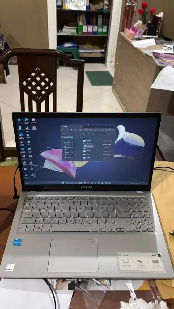 Laptop asus A516KA