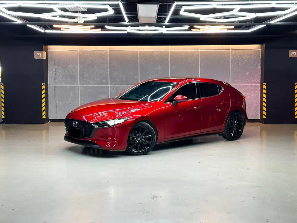 KM 28 rb Mazda 3 Hatchback 2023