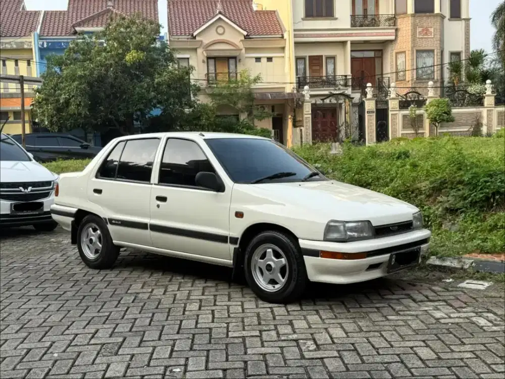 Daihatsu charade classy pro antik terawat