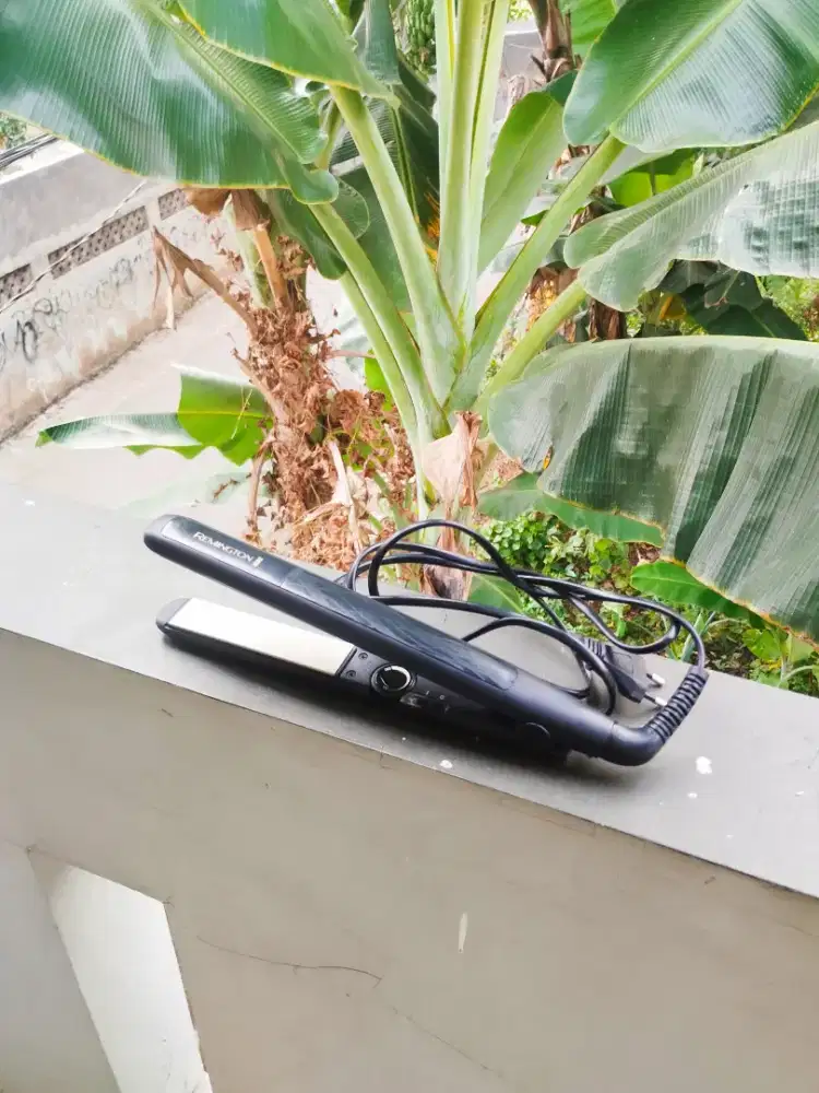 Remington S3500 catokan lurus ceramic straight