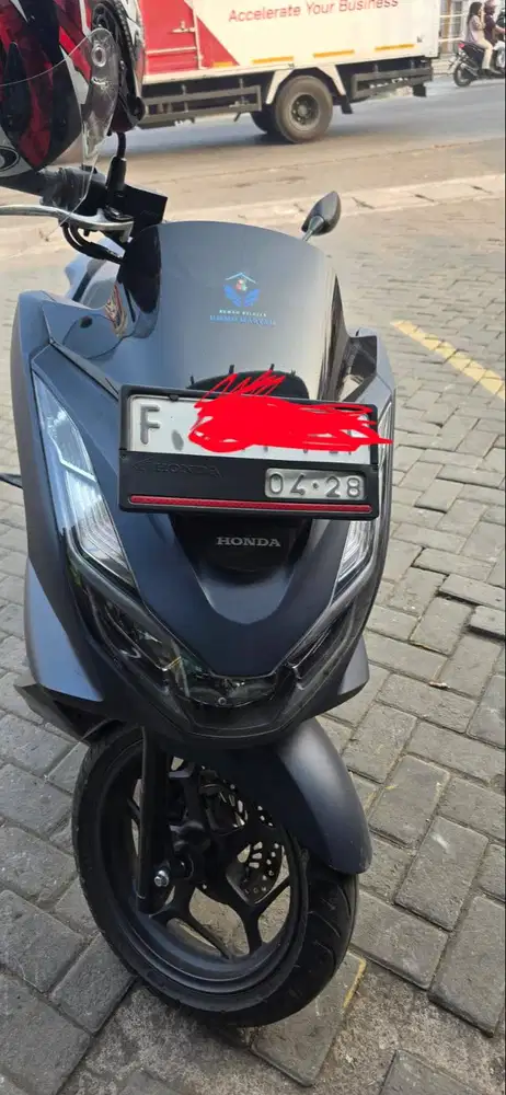 HONDA PCX 2023 WARNA BIRU TUA