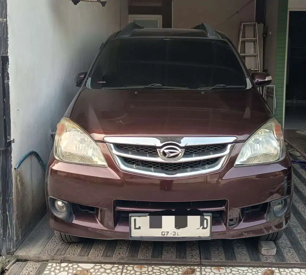 Daihatsu Xenia 2010 Bensin