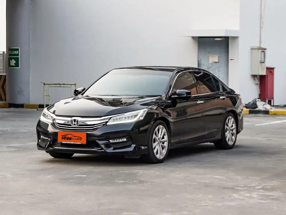 HONDA ACCORD VTIL 2.4 AT 2016 / 2017 / 2018 HITAM