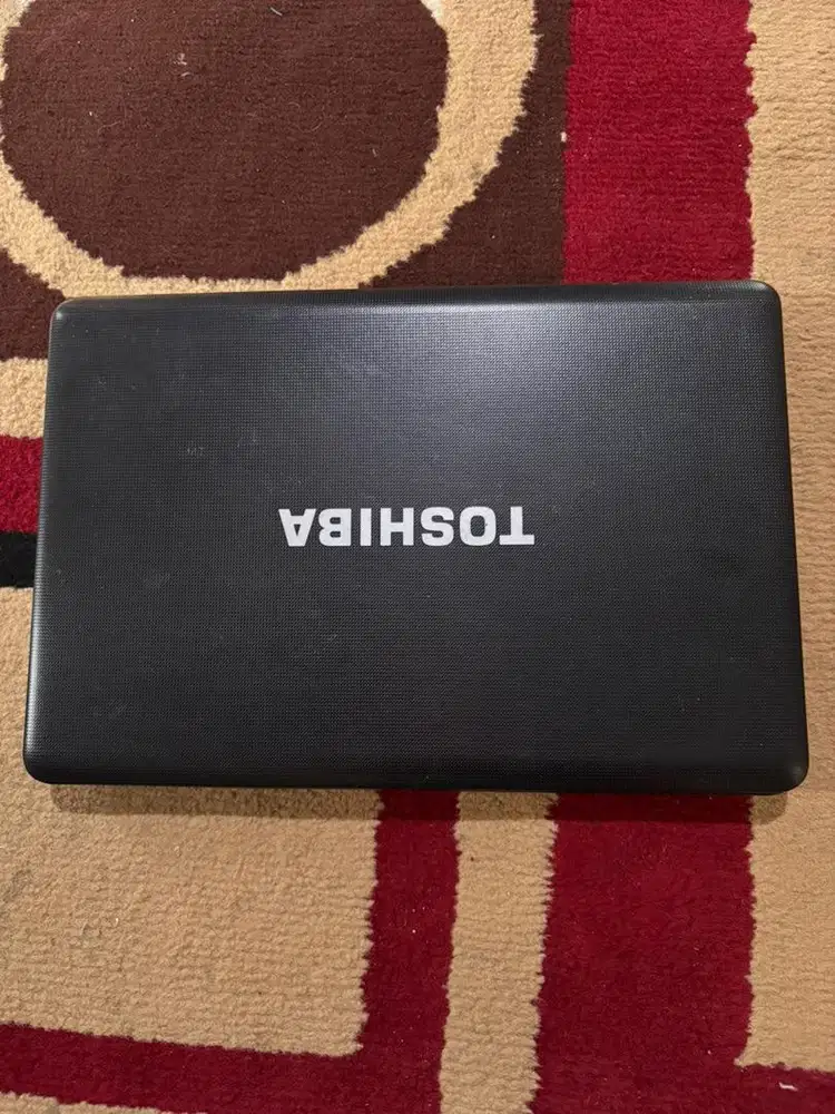 Laptop toshiba. Dijual cepat