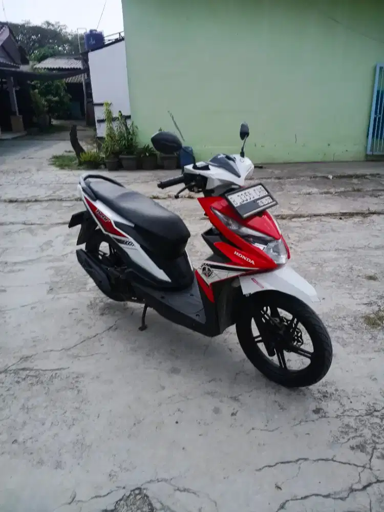 HONDA BEAT 2017 MERAH