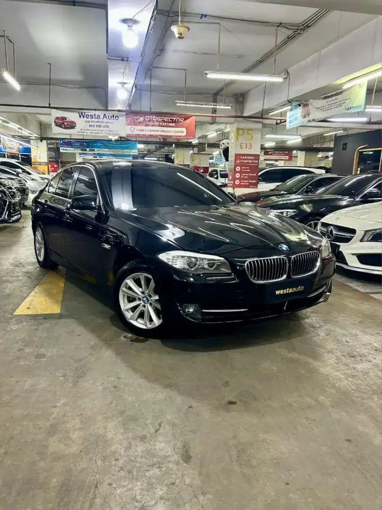 CASH ODO 59rb BMW 523i F10 AT Sunroof 2010 Terawat 2011