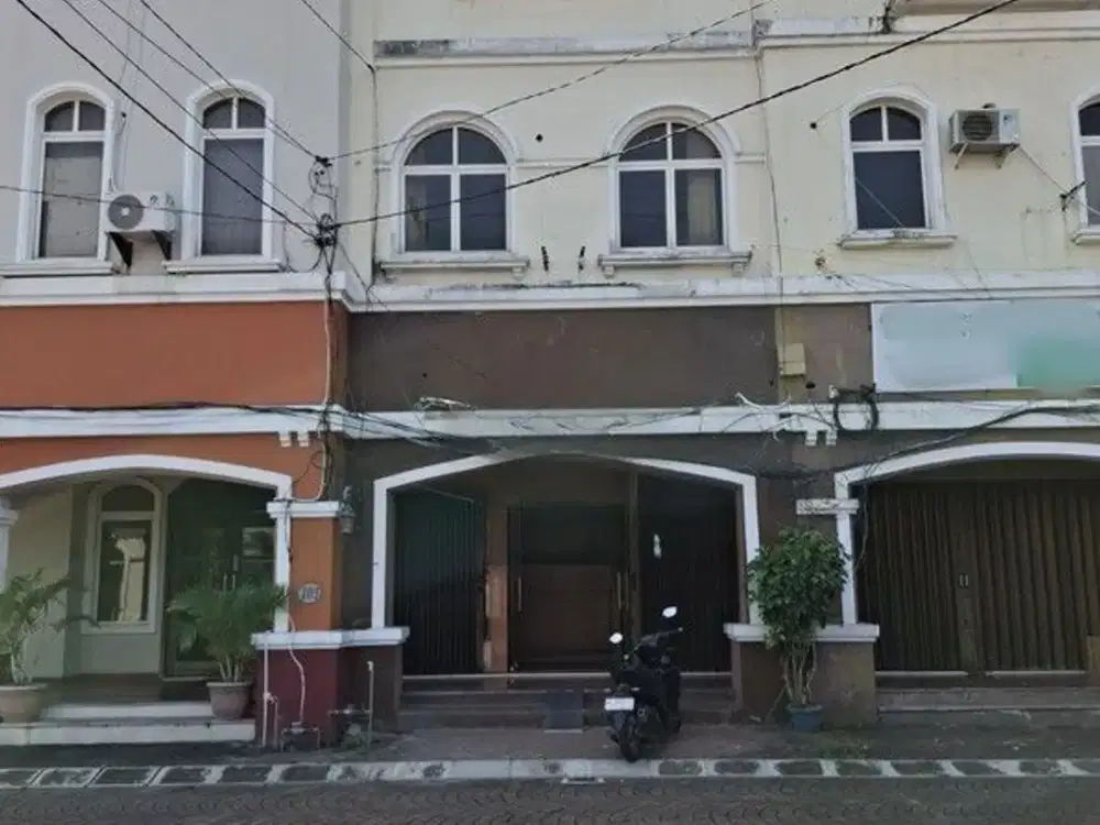 Investasi Terbaik di Pusat Bisnis Sleman Ruko 3 Lantai Casa Grande, Maguwoharjo, Depok, Sleman