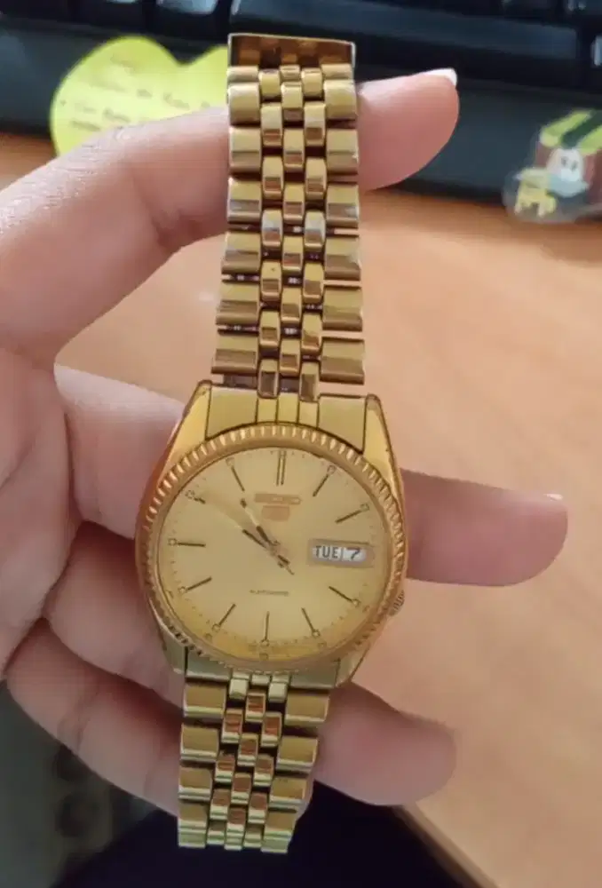SEIKO 5 G1341-E