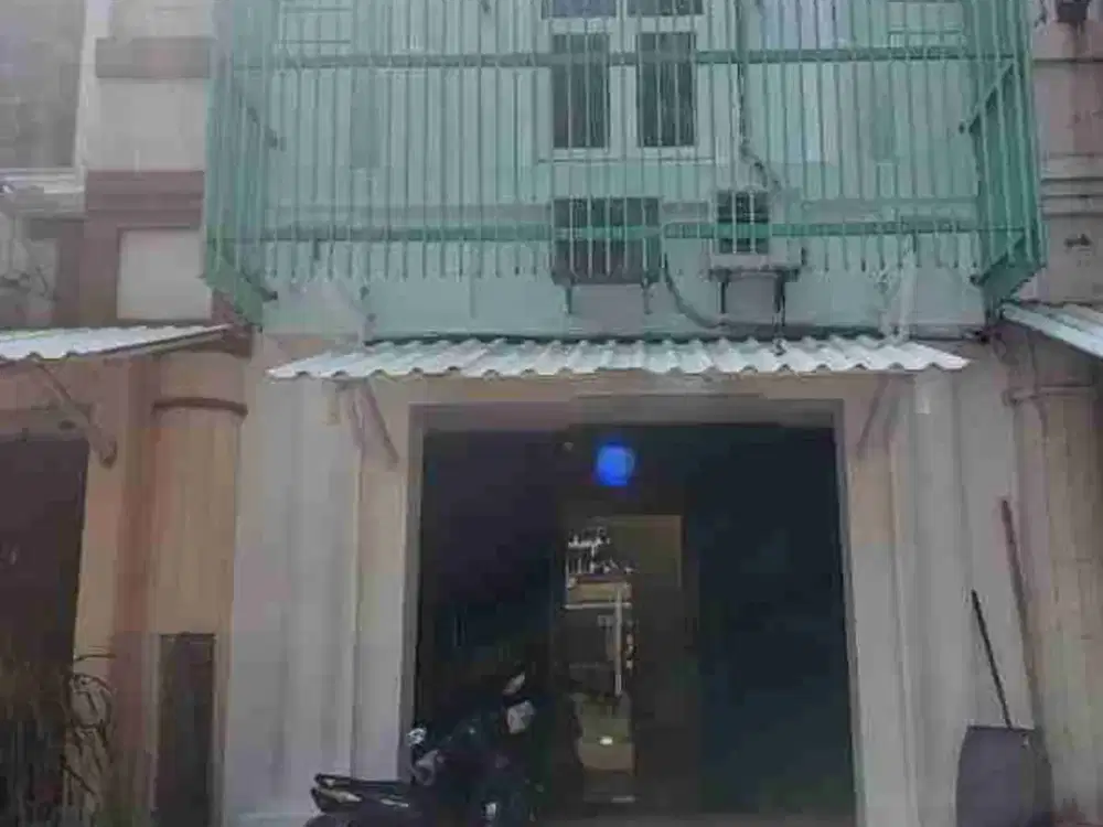 Ruko 2 1/2 Lantai di Graha Raya Bintaro Siap Pakai