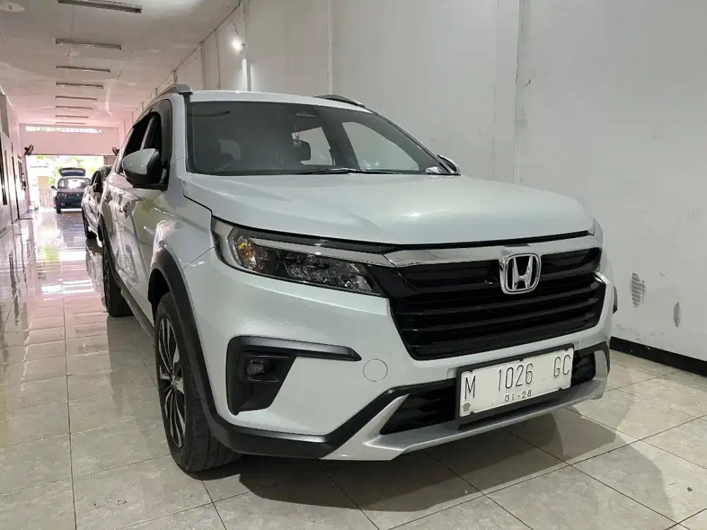 HONDA BRV PRESTIGE SENSING AT 2022 PLAT M