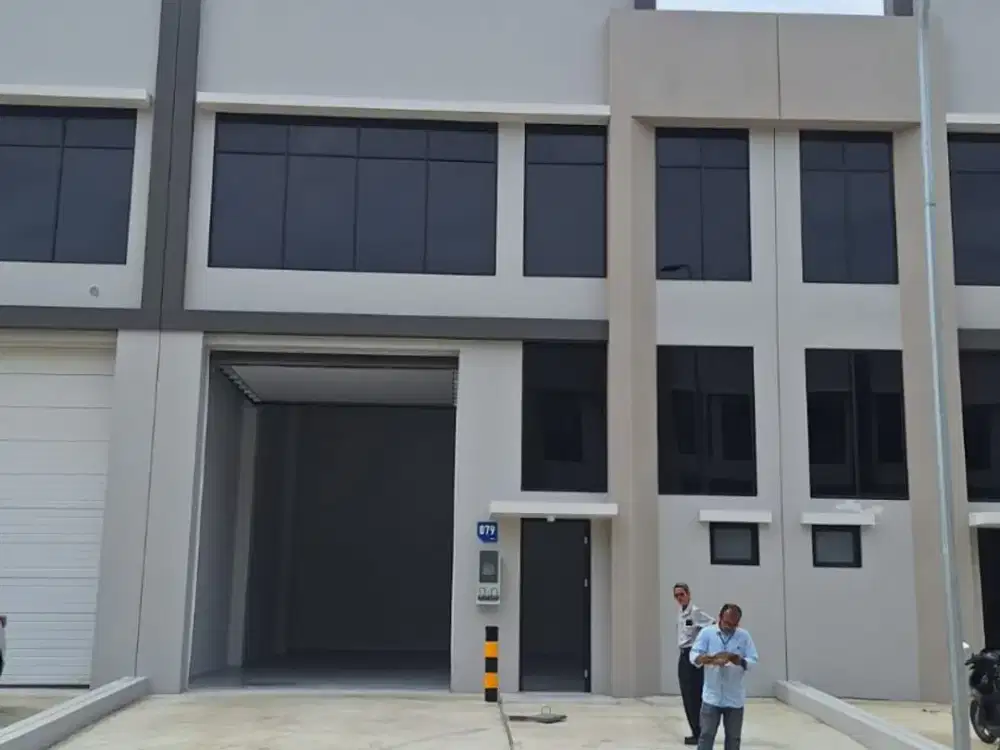 DISEWAKAN CEPAT GUDANG TANPA KANTOR BIZPARK PIK 2 UK 9X20 TERMURAH BISA NEGO