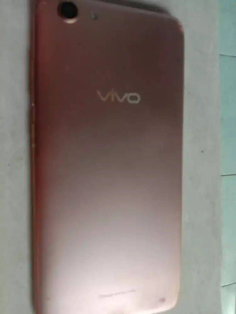 Jual hape merek vivo y71