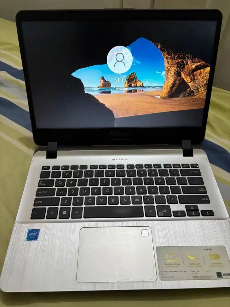 LAPTOP ASUS A407M Intel Celeron Processor N4000