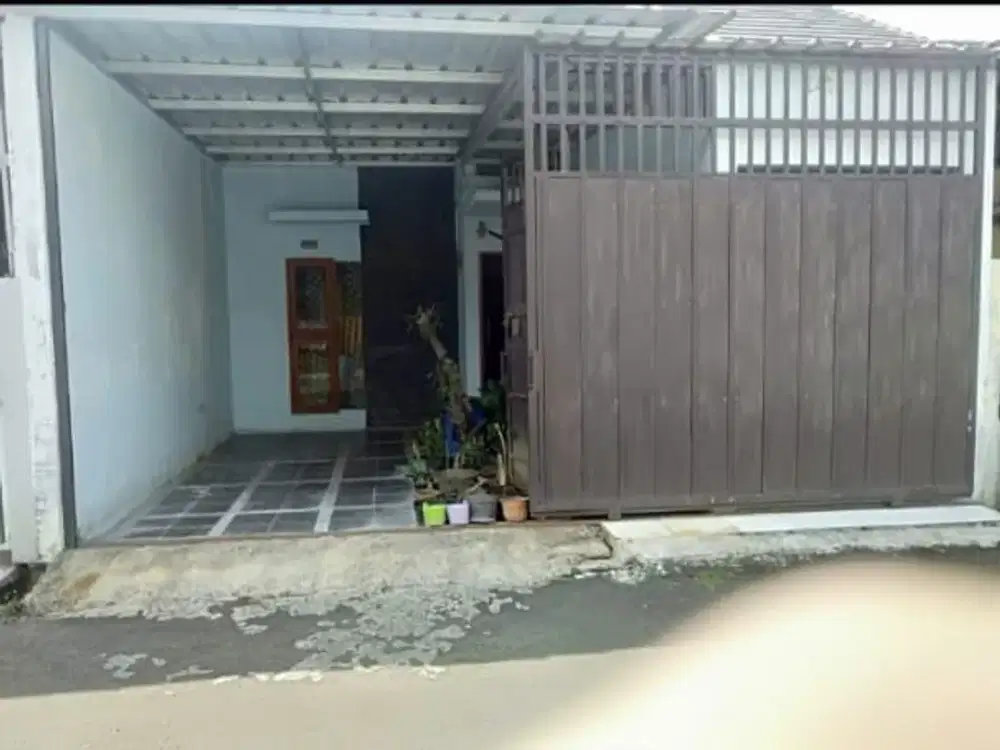 DIJUAL CEPAT RUMAH TERAWAT & SIAP HUNI DI CLUSTER CIGANITRI BOJONGSOANG
