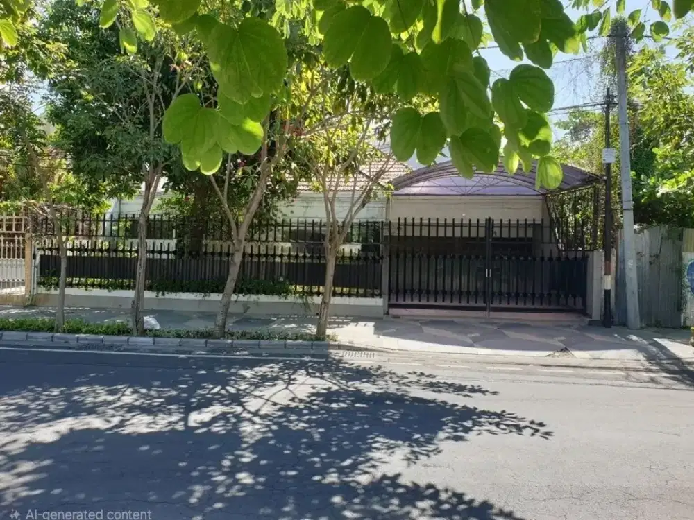 Rumah Raya Dharmahusada   STRATEGIS BAGUS