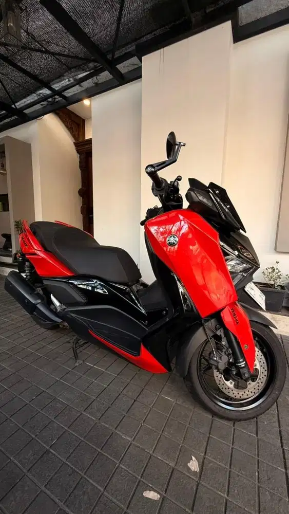 Xmax connected 2023
