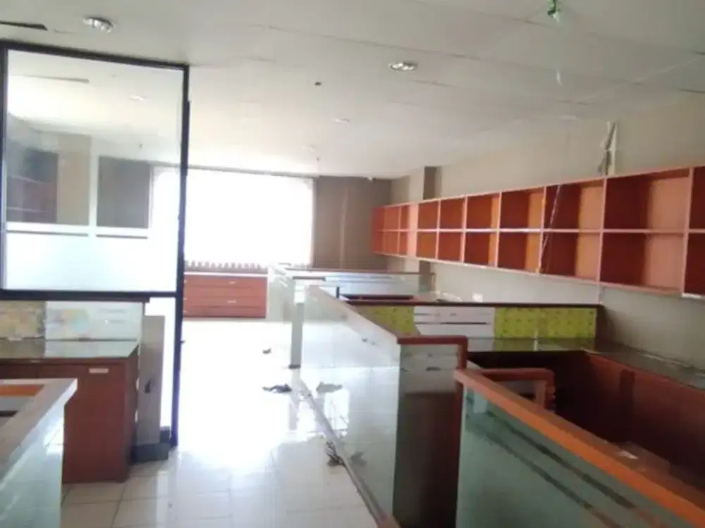 Disewakan ruko di Golden Boulevard - BSD City Tangerang Selatan