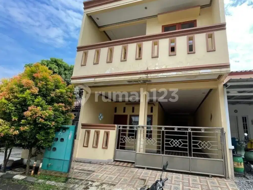 Rumah 2 Lantai Siap Huni Dekat Mal Ccm Dan Setu Cibinong Bogor