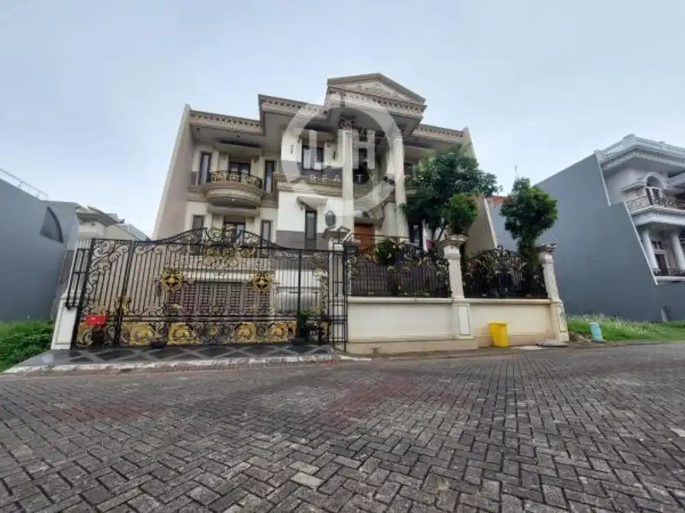 Rumah Klasik di Komplek Elite di Villa Gading Indah, Kelapa Gading, Jakarta Utara