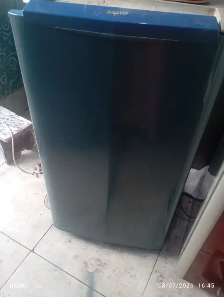 Kulkas sanyo siap pakai