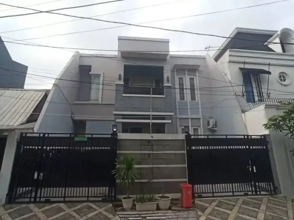 Di Jual Rumah 2 Lantai Lokasi Strategis di Pulo Gadung, Jakarta Timur