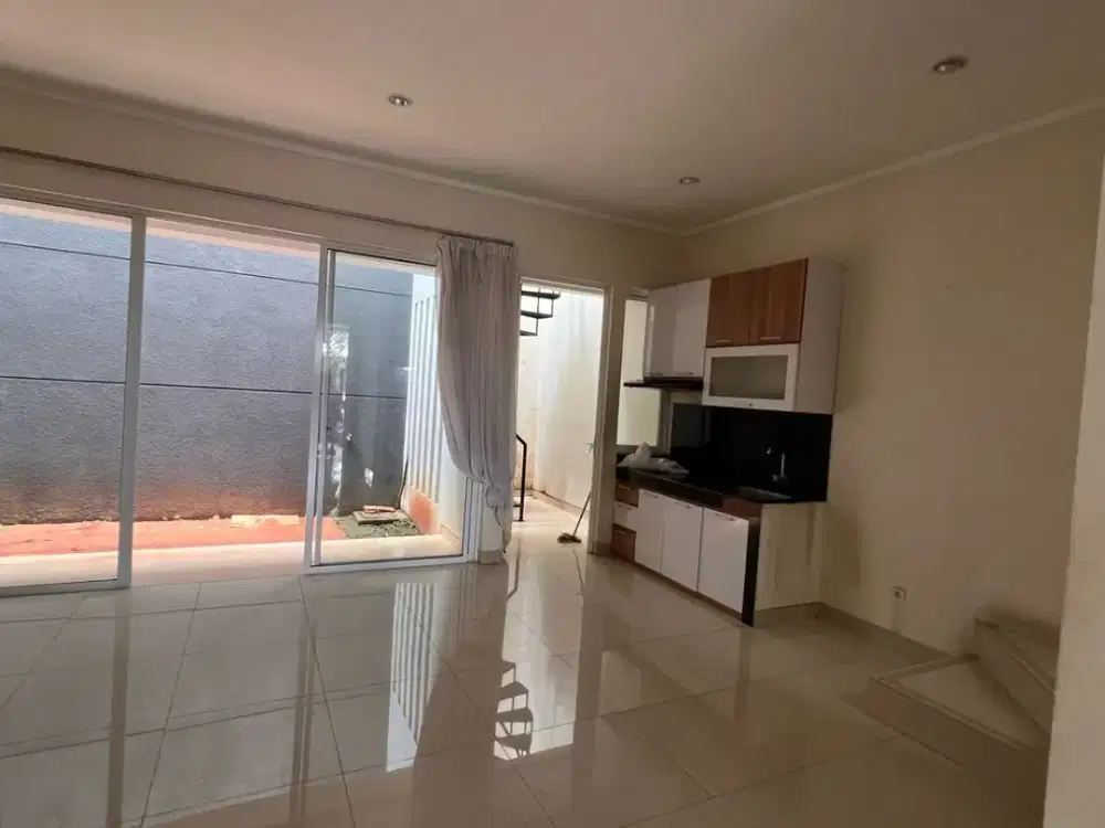 Sewa Murah Rumah Cluster Discovery Bintaro 90 Juta/Tahun
