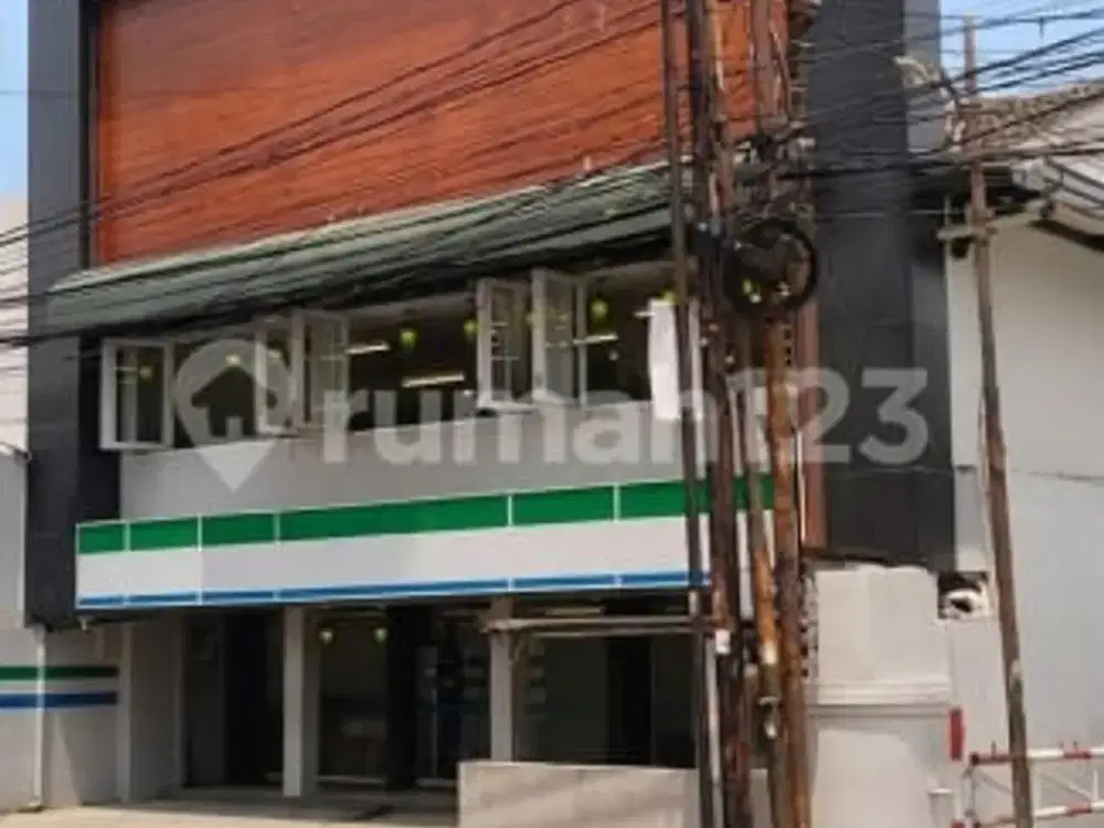 Ruang Usaha Huk Sedang Tersewa oleh Brand F&B Ternama di Beji Depok
