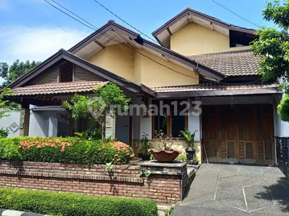 Rumah 1,5 Lantai Jl Kemakmuran Sukmajaya Dekat Swalayan Tip Top
