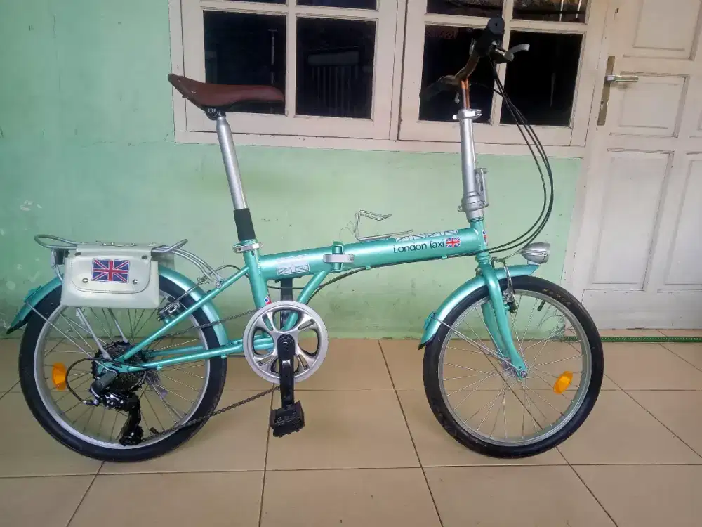 london taxi sepeda lipat custom