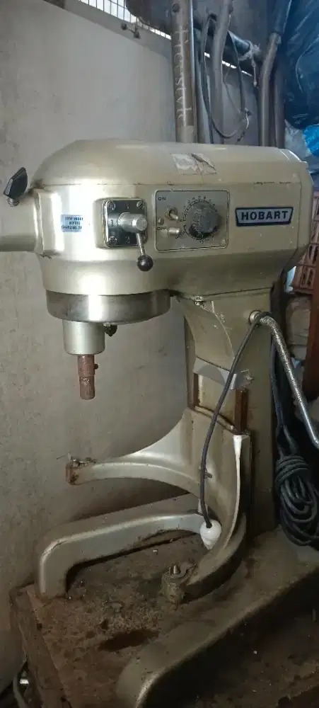 Mixer planetary HOBART A200