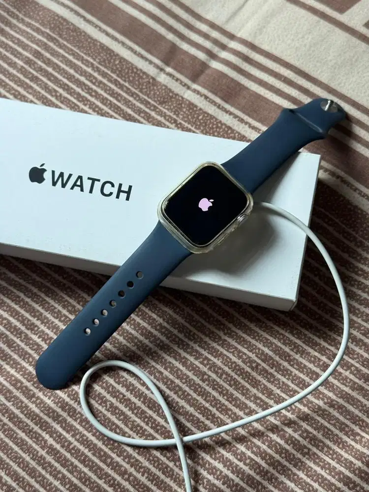 Apple Watch SE (gen 2) 40mm