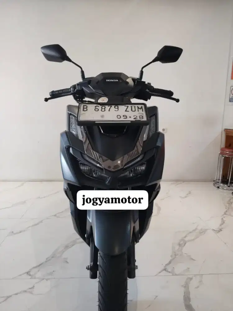 1 - HONDA VARIO 160 ABS Tahun 2023