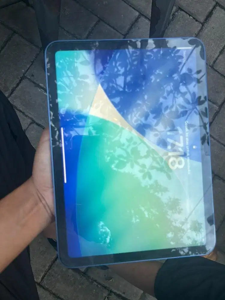 Ipad gen 10 ibox wiffi only warna biru