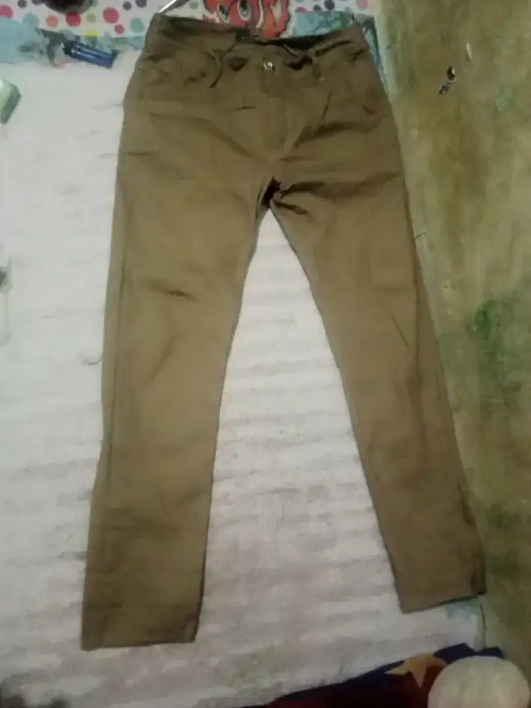 Celana panjang cino
