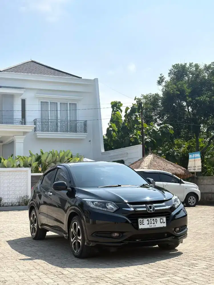 HRV 1.8 L prestige AT 2016
