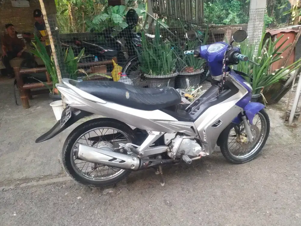 Jupiter MX 2006 plat H