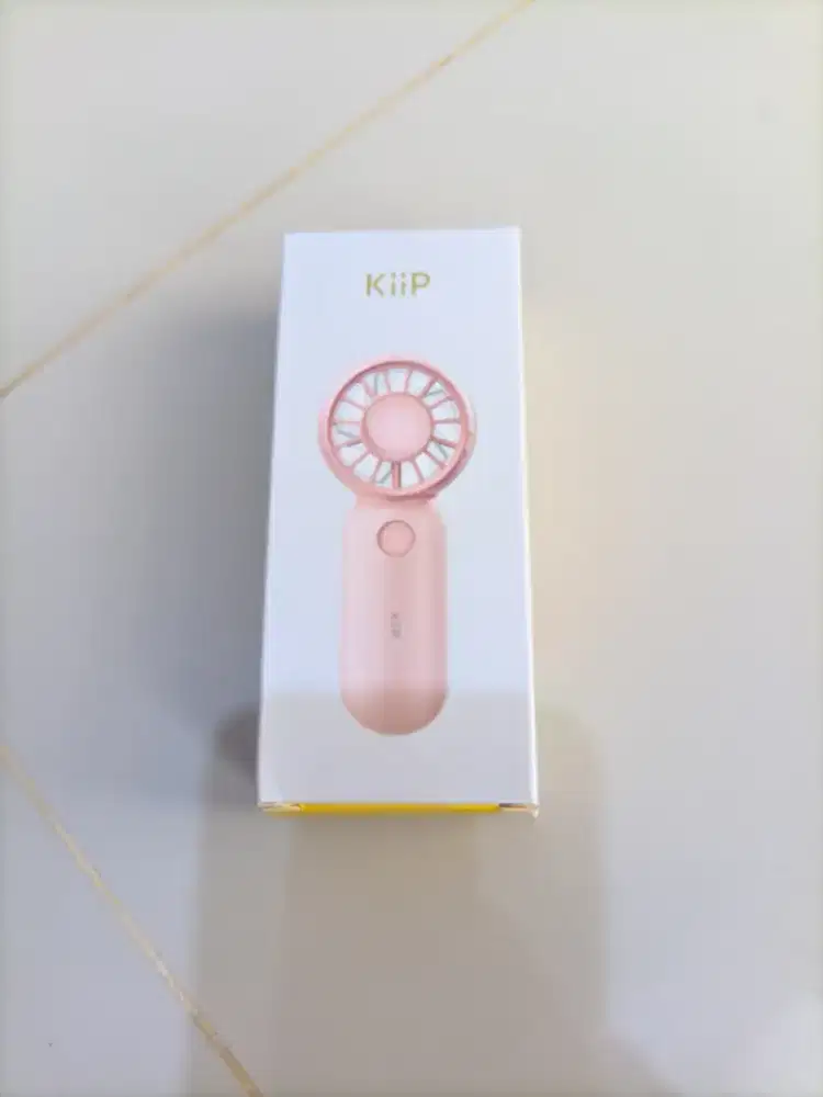 KiiP CandyAir Handheld Mini Pocket Fan CFAN08