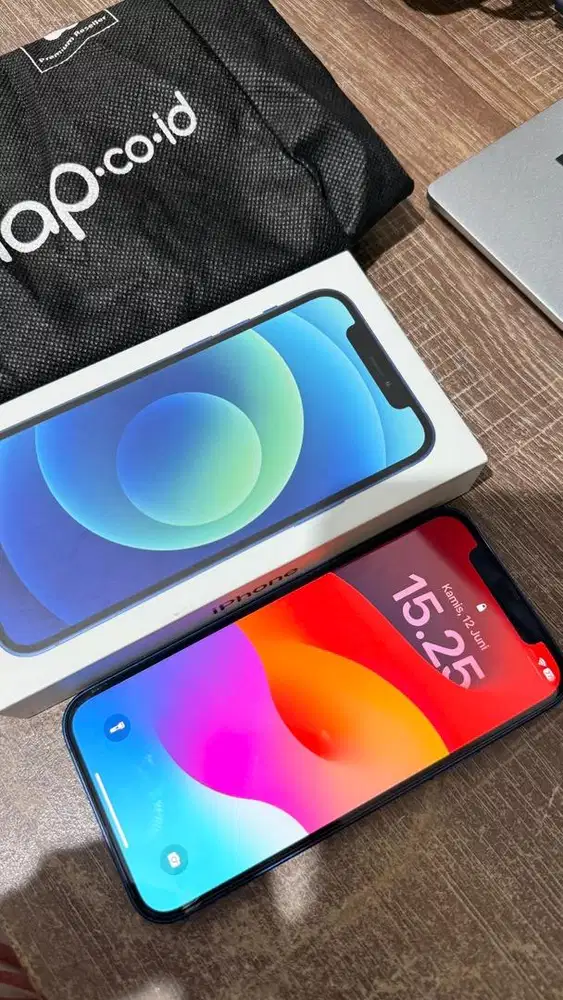 iphone 12 biasa