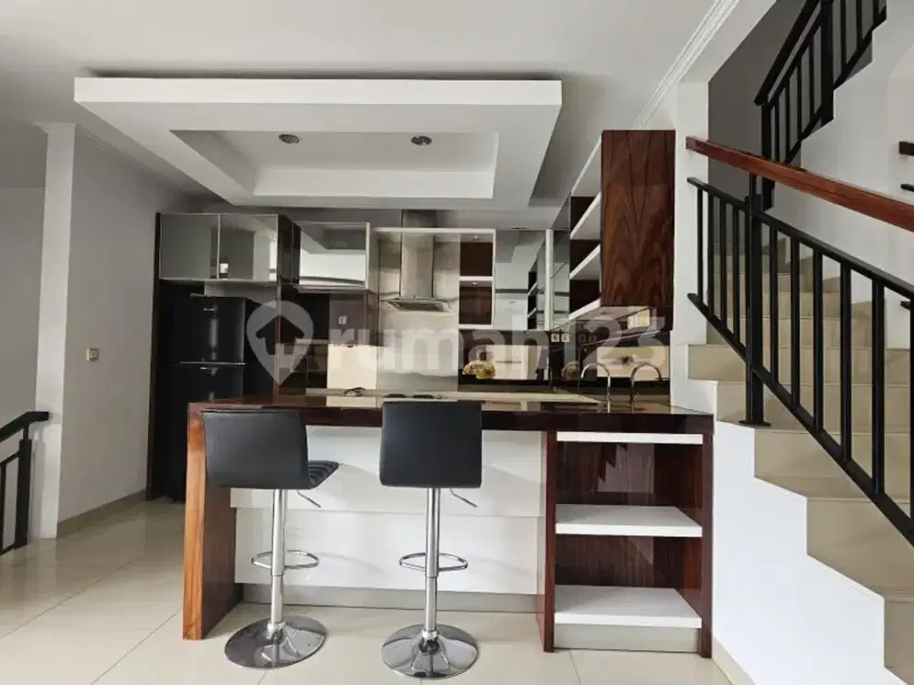 Dijual Rumah Town House Ancol Mansion di Jakarta Utara
