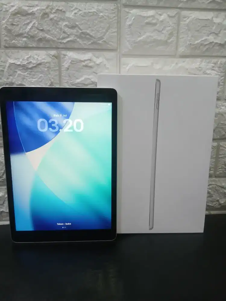 I PAD GEN 9 256GB