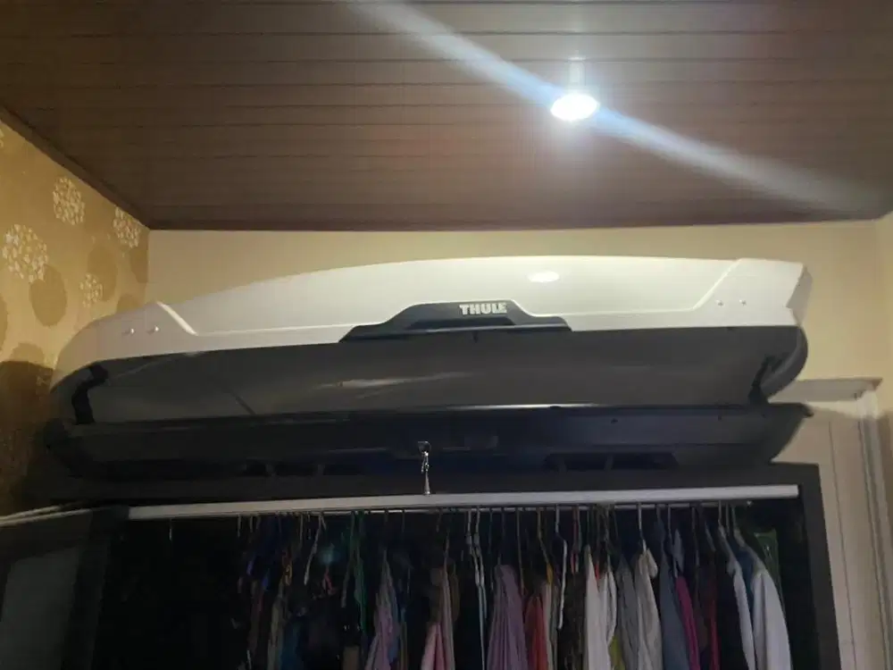 Thule Motion XT XL Roof Box Original – Like New – Rp19.500.000