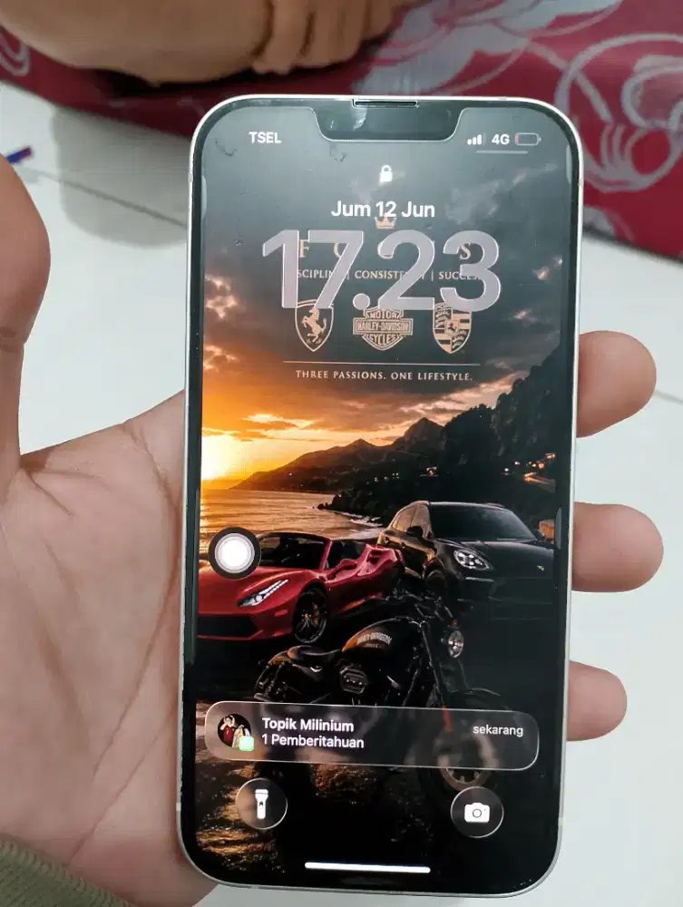 Jual hape iPhone 13