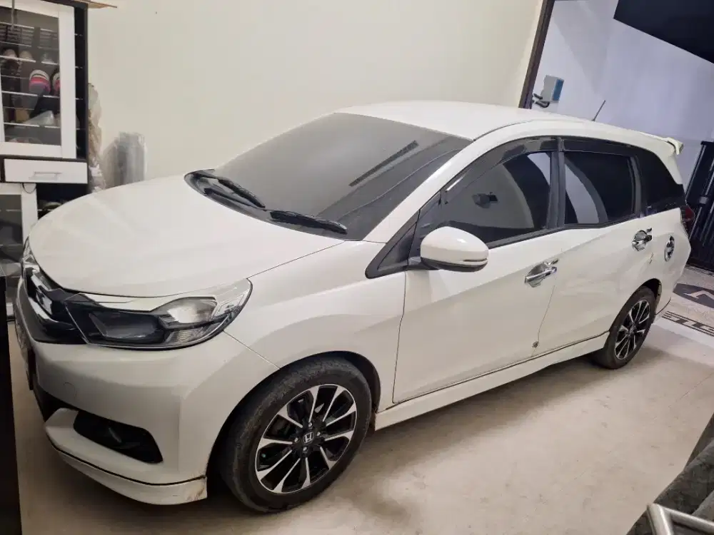 Mobilio E Cvt Tahun 2018