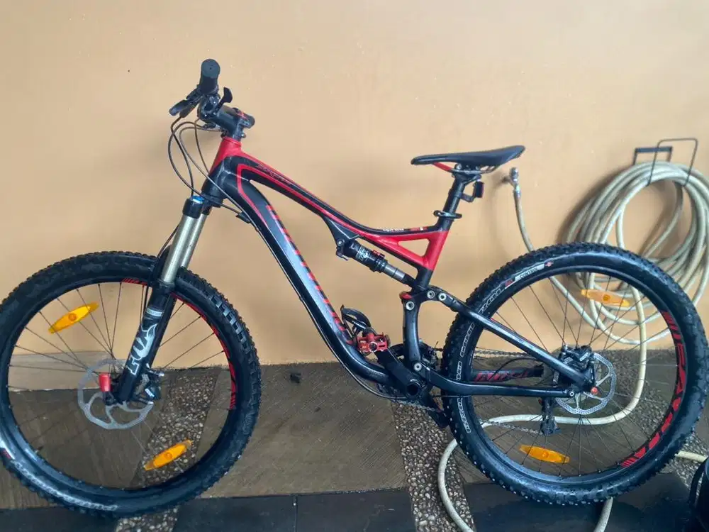 Sepeda MTB second | Specialized stump jumper Fsr size m