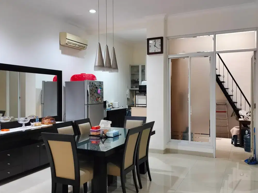 Rumah Kelapa Gading Dalam Cluster Jalan Lebar Ada Taman