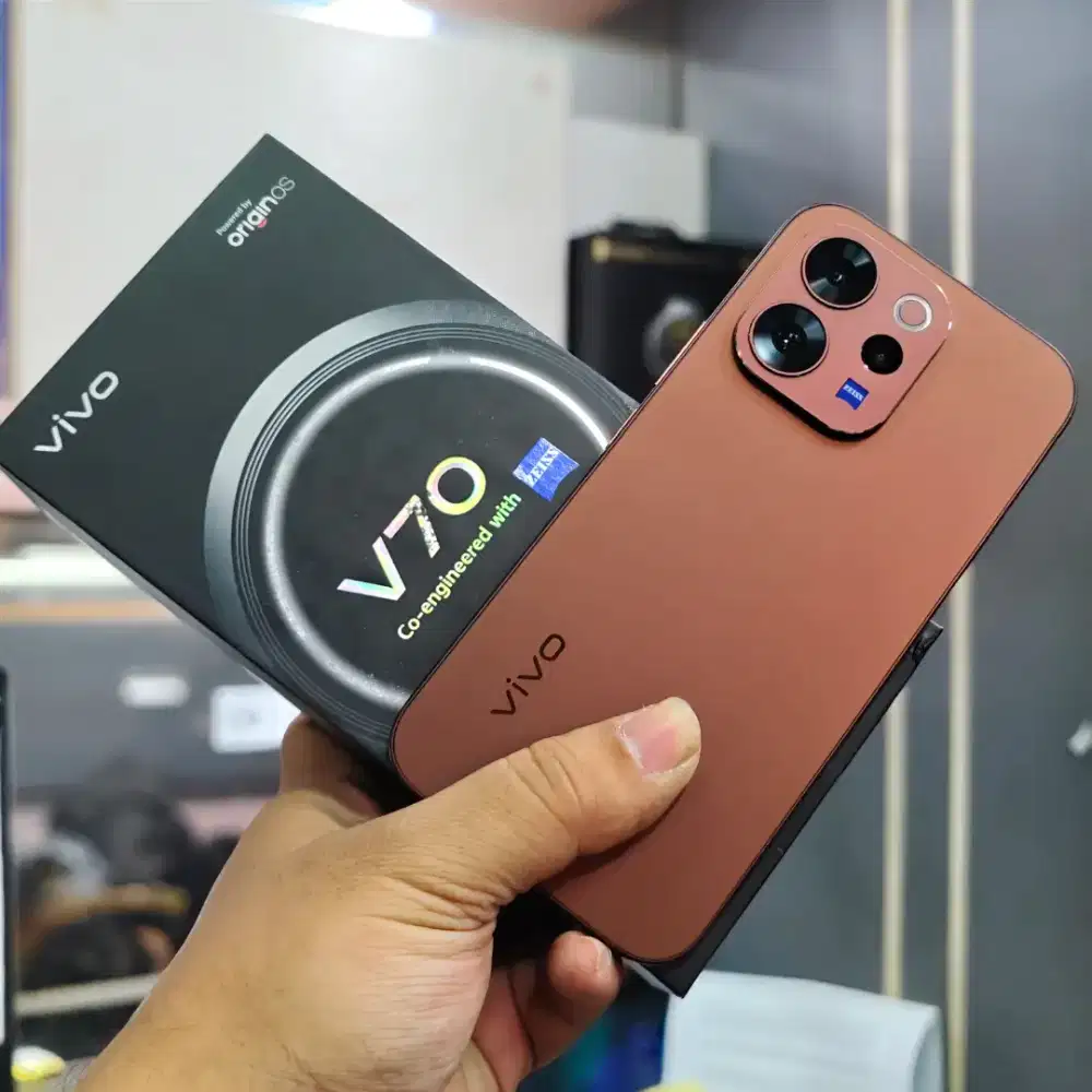 Vivo V70 5G 12/256Gb Garansi Resmi On Maret 2027