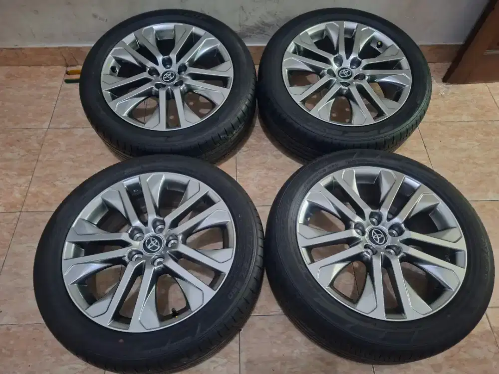 di jual velg zenix tipe Q r18 original + ban dunlop msh gress