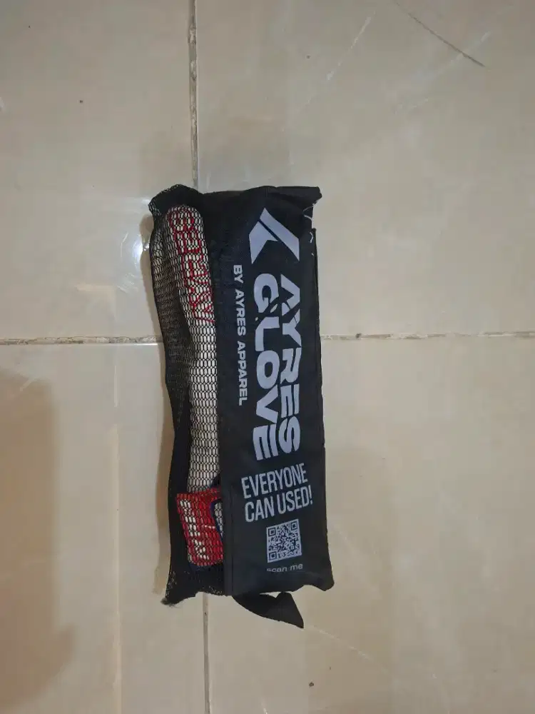 Sarung tangan kiper